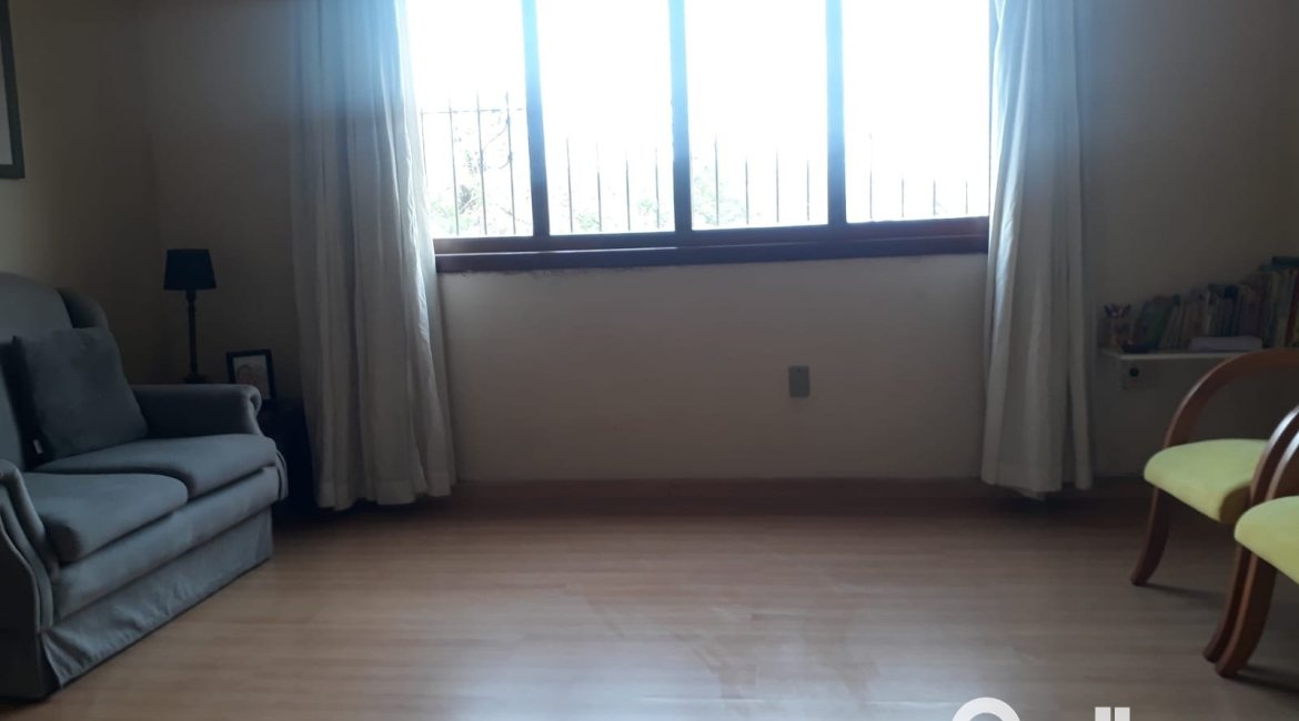 Apartamento à venda com 95m², 3 dormitórios, 1 suíte, 1 vaga, no bairro Tristeza em Porto Alegre