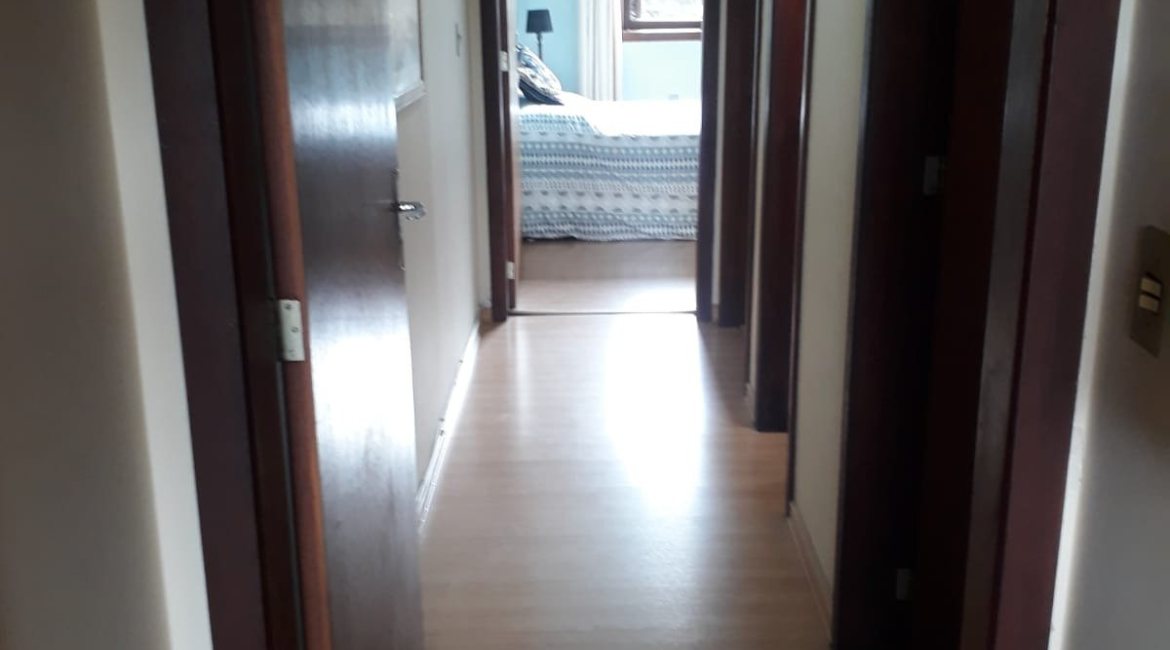 Apartamento à venda com 95m², 3 dormitórios, 1 suíte, 1 vaga, no bairro Tristeza em Porto Alegre