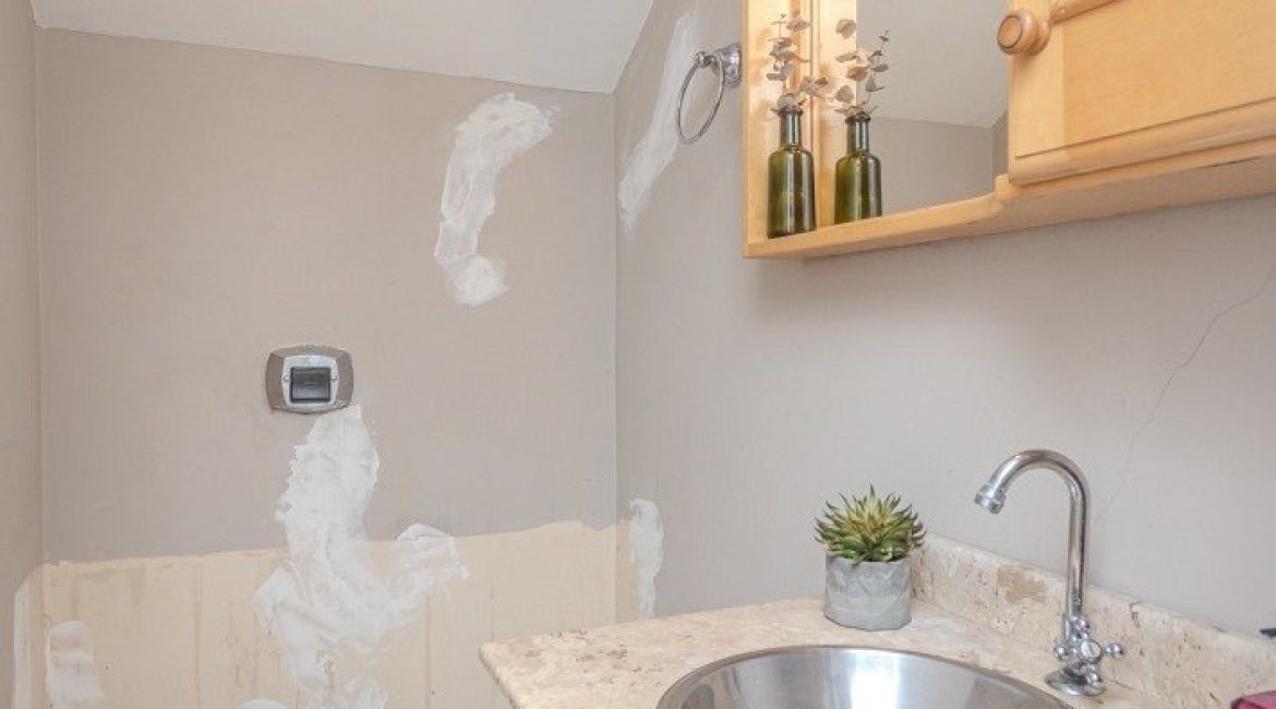 Casa em Condomínio à venda com 189m², 3 dormitórios, 1 suíte, 2 vagas, no bairro Jardim Isabel em Porto Alegre