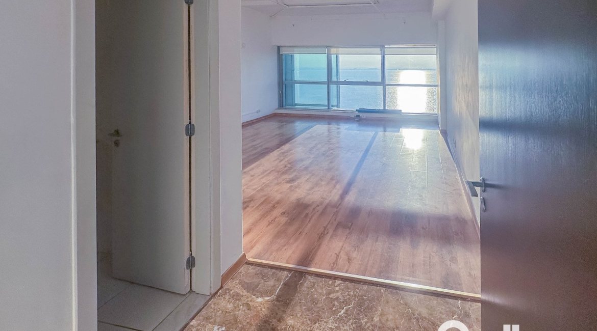Comercial à venda com 37m², 1 vaga, no bairro Cristal em Porto Alegre