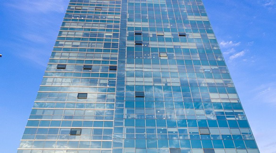 Comercial à venda com 37m², 1 vaga, no bairro Cristal em Porto Alegre