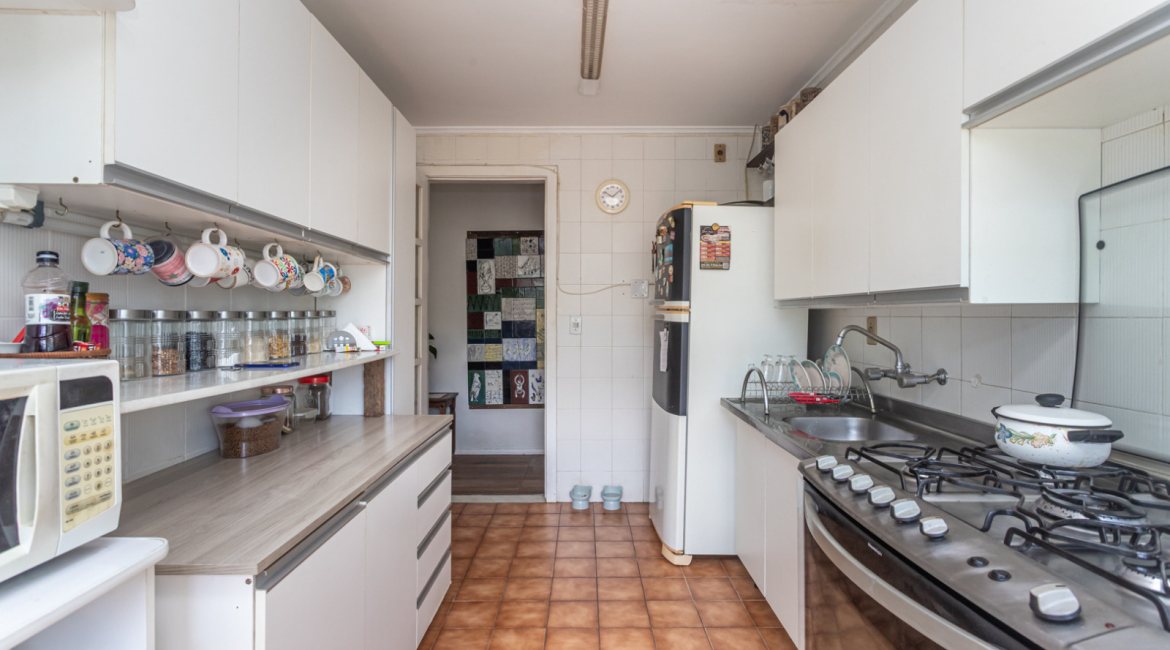 Apartamento à venda com 71m², 2 dormitórios, 1 vaga, no bairro Tristeza em Porto Alegre