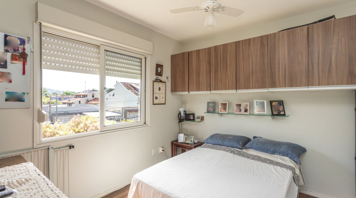 Apartamento à venda com 71m², 2 dormitórios, 1 vaga, no bairro Tristeza em Porto Alegre