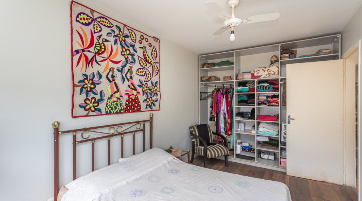 Apartamento à venda com 71m², 2 dormitórios, 1 vaga, no bairro Tristeza em Porto Alegre