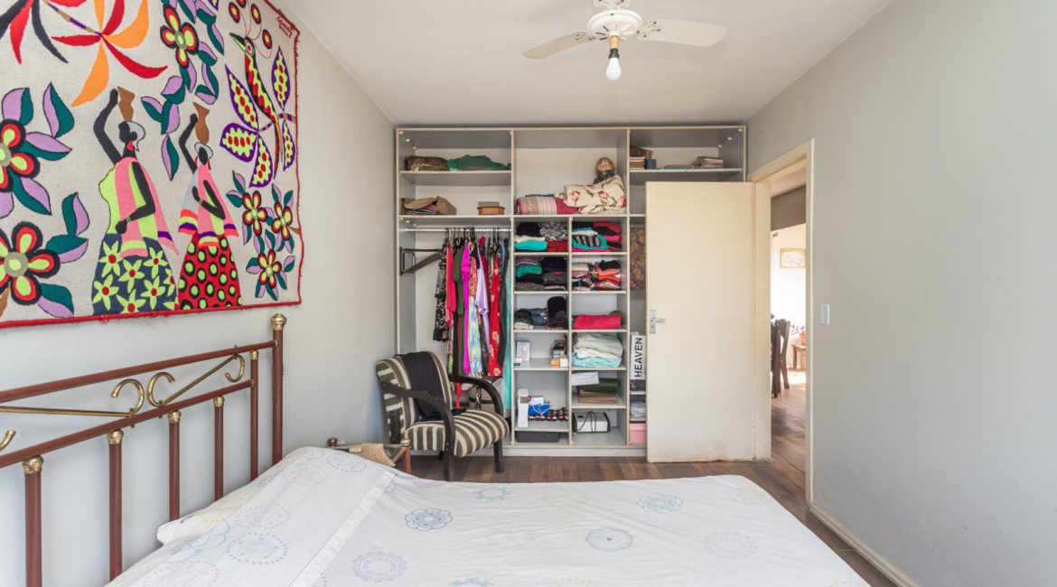 Apartamento à venda com 71m², 2 dormitórios, 1 vaga, no bairro Tristeza em Porto Alegre