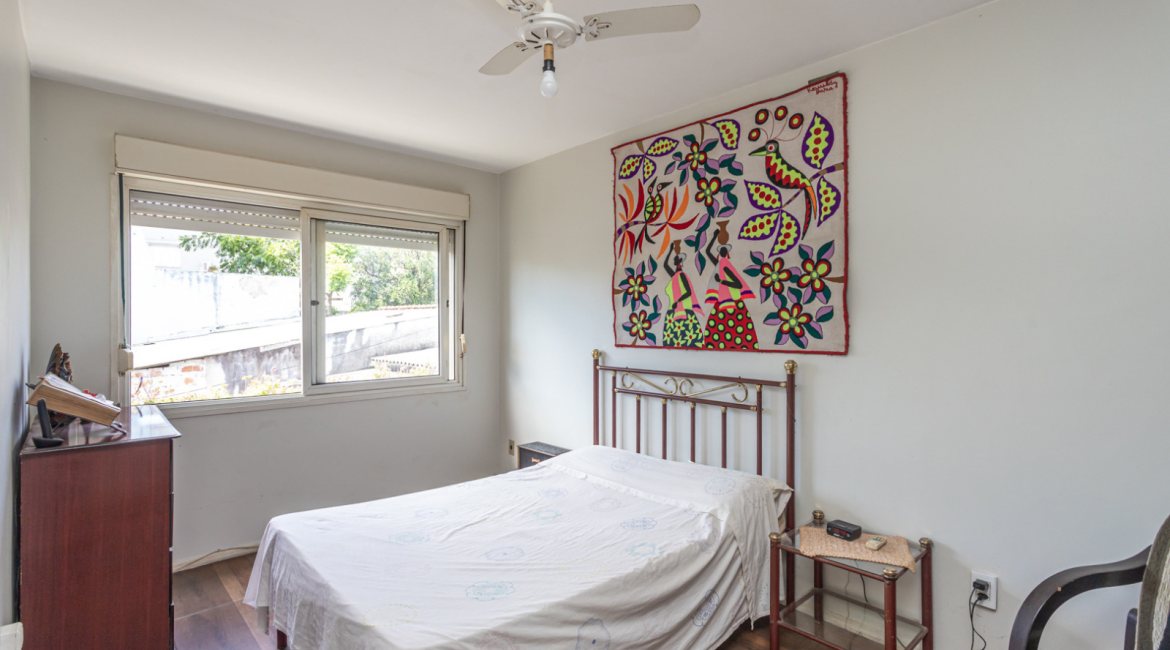 Apartamento à venda com 71m², 2 dormitórios, 1 vaga, no bairro Tristeza em Porto Alegre