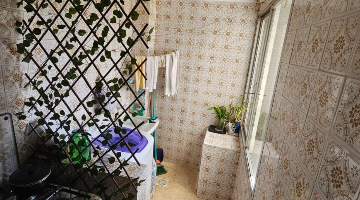 Apartamento à venda com 45m², 1 dormitório, 1 vaga, no bairro Nonoai em Porto Alegre