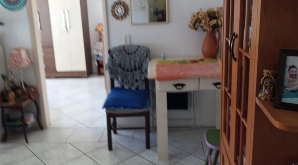 Apartamento à venda com 45m², 1 dormitório, 1 vaga, no bairro Nonoai em Porto Alegre