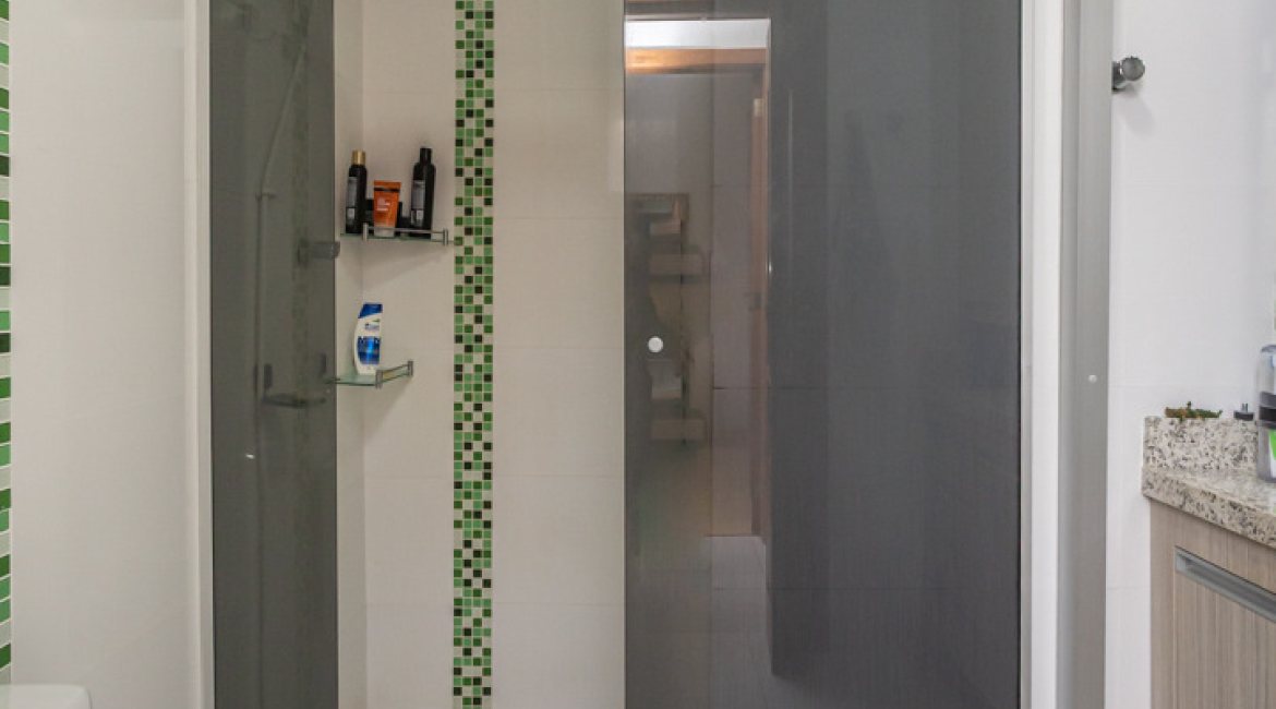 Apartamento à venda com 75m², 2 dormitórios, no bairro Cristal em Porto Alegre