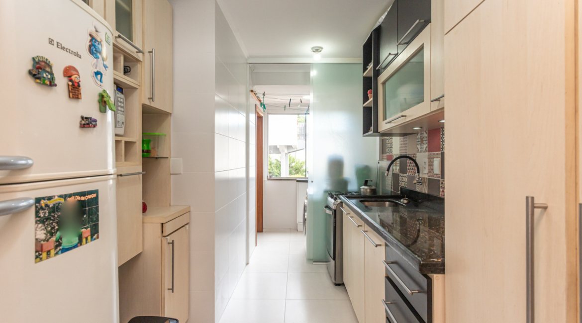 Apartamento à venda com 75m², 2 dormitórios, no bairro Cristal em Porto Alegre