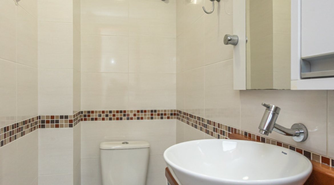 Apartamento à venda com 75m², 2 dormitórios, no bairro Cristal em Porto Alegre