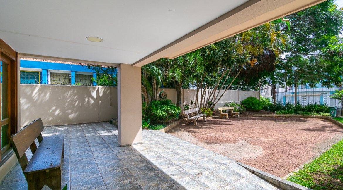 Apartamento à venda com 75m², 2 dormitórios, no bairro Cristal em Porto Alegre