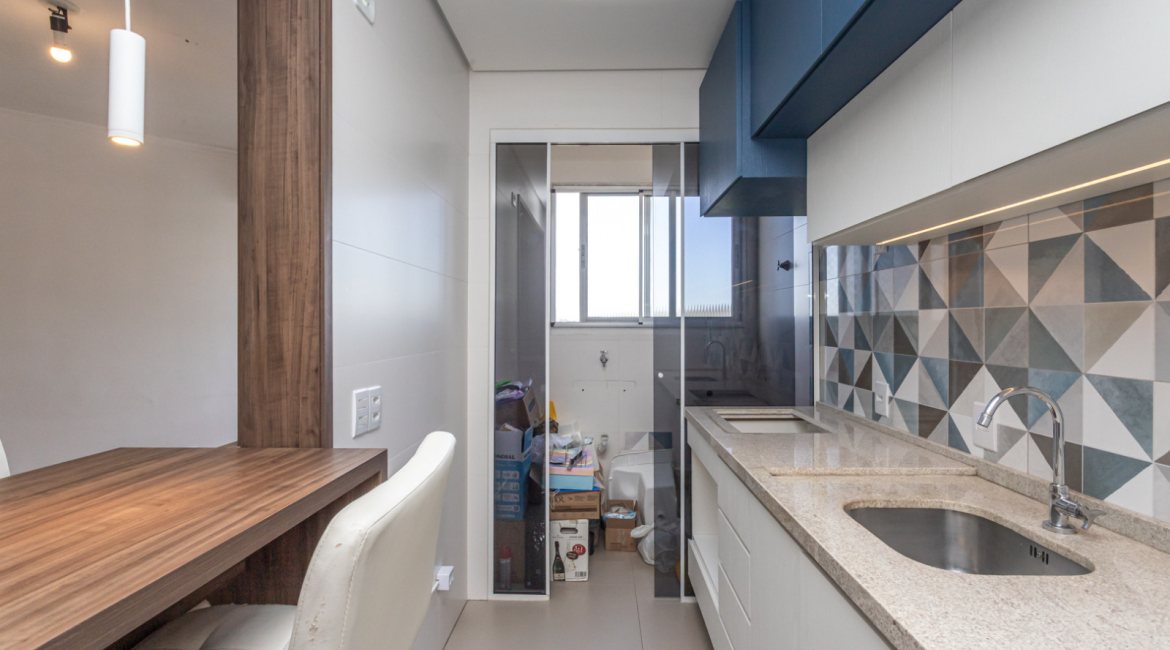 Apartamento à venda com 45m², 1 dormitório, no bairro Nonoai em PORTO ALEGRE