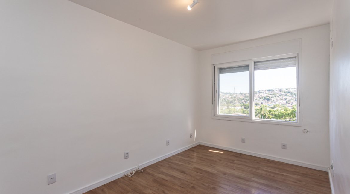 Apartamento à venda com 45m², 1 dormitório, no bairro Nonoai em PORTO ALEGRE