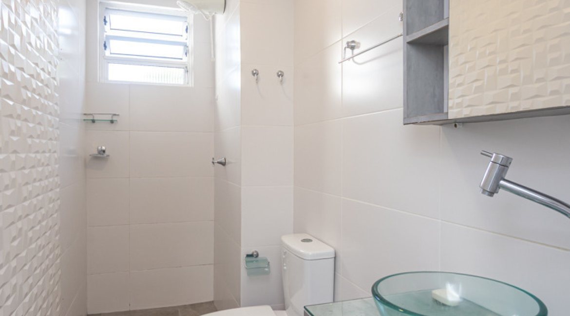 Apartamento à venda com 45m², 1 dormitório, no bairro Nonoai em PORTO ALEGRE