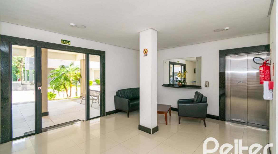 Apartamento à venda com 71m², 3 dormitórios, 1 suíte, 1 vaga, no bairro Cristal em PORTO ALEGRE