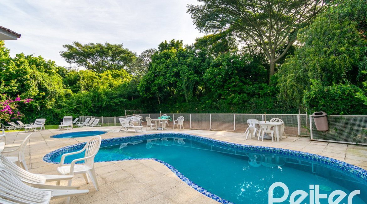 Apartamento à venda com 71m², 3 dormitórios, 1 suíte, 1 vaga, no bairro Cristal em PORTO ALEGRE