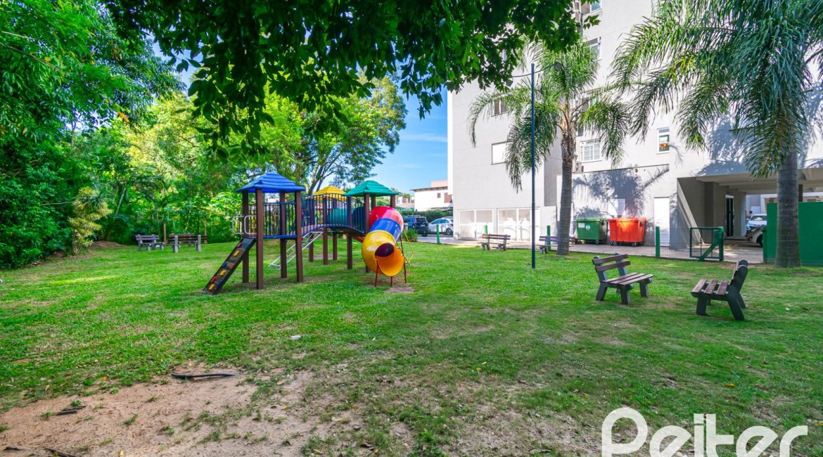 Apartamento à venda com 71m², 3 dormitórios, 1 suíte, 1 vaga, no bairro Cristal em PORTO ALEGRE