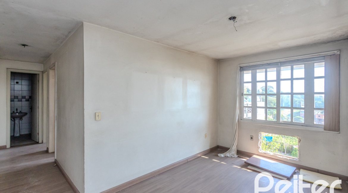 Casa em Condomínio à venda com 201m², 3 dormitórios, 1 suíte, 2 vagas, no bairro Tristeza em PORTO ALEGRE