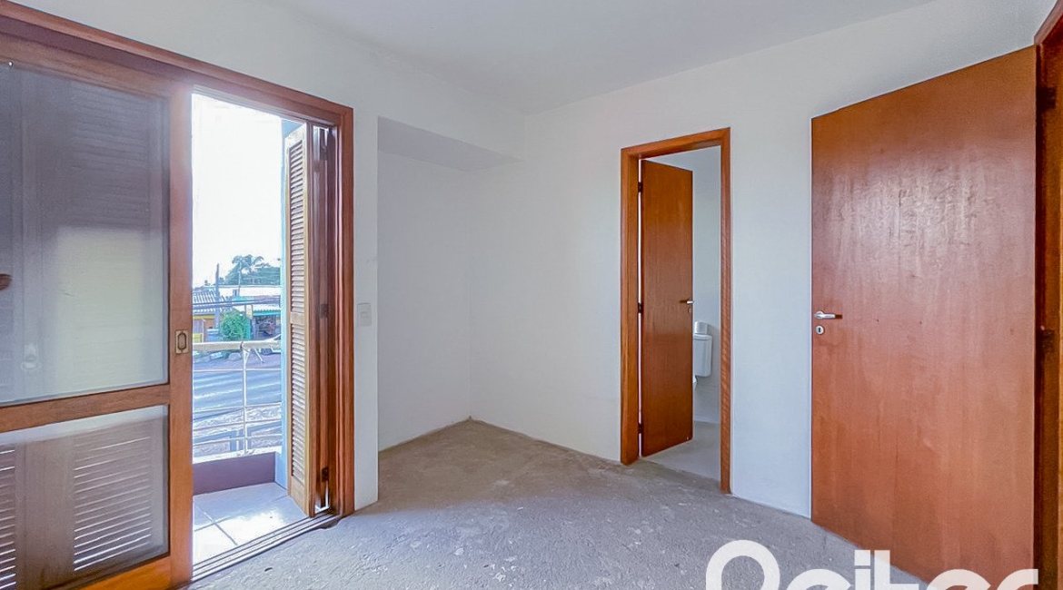 Casa em Condomínio à venda com 97m², 3 dormitórios, 1 suíte, 2 vagas, no bairro Espírito Santo em Porto Alegre