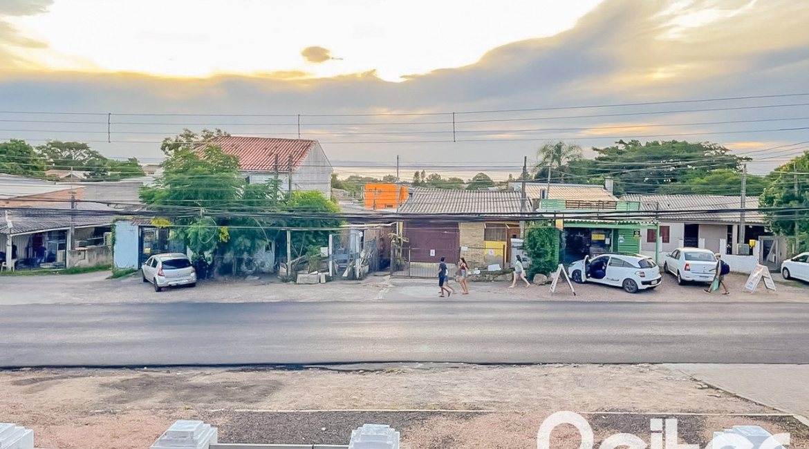 Casa em Condomínio à venda com 97m², 3 dormitórios, 1 suíte, 2 vagas, no bairro Espírito Santo em Porto Alegre