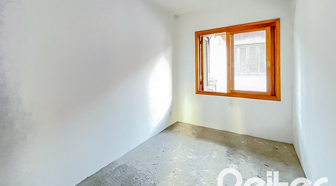 Casa em Condomínio à venda com 97m², 3 dormitórios, 1 suíte, 2 vagas, no bairro Espírito Santo em Porto Alegre