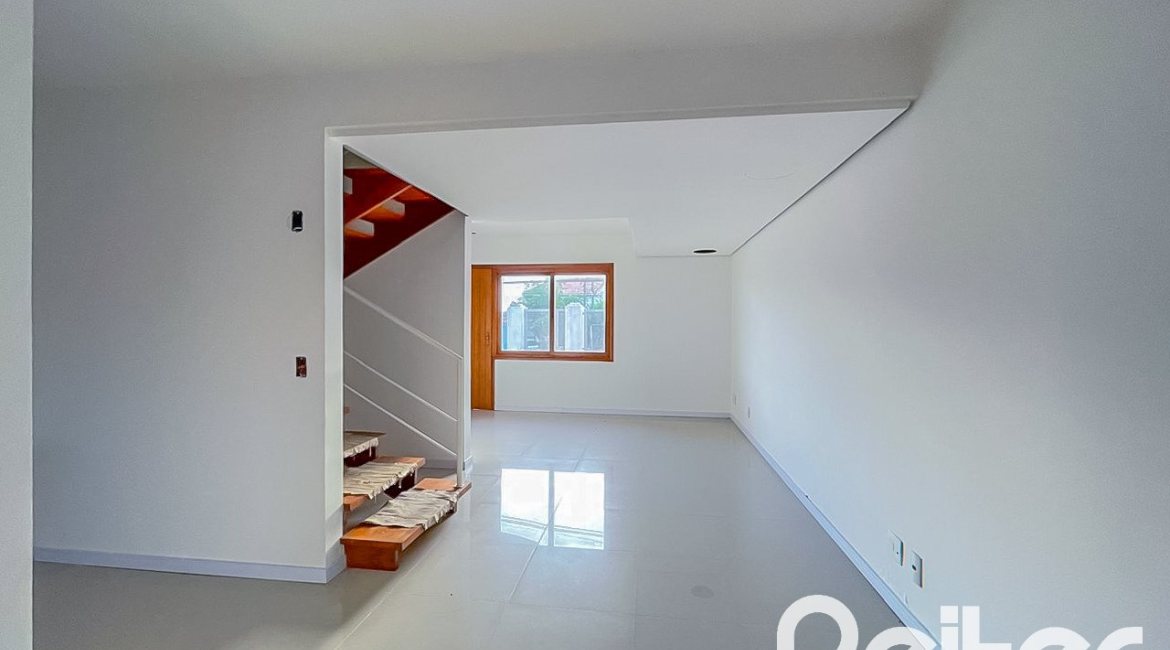 Casa em Condomínio à venda com 97m², 3 dormitórios, 1 suíte, 2 vagas, no bairro Espírito Santo em Porto Alegre