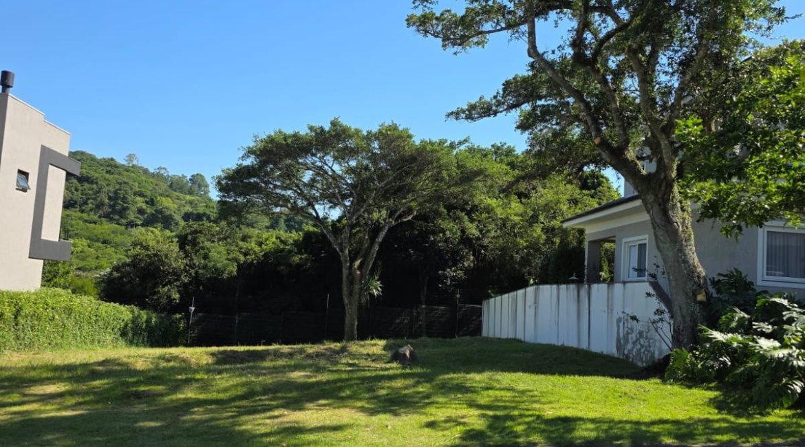 Terreno em condomínio à venda com 536m², no bairro Alphaville em PORTO ALEGRE
