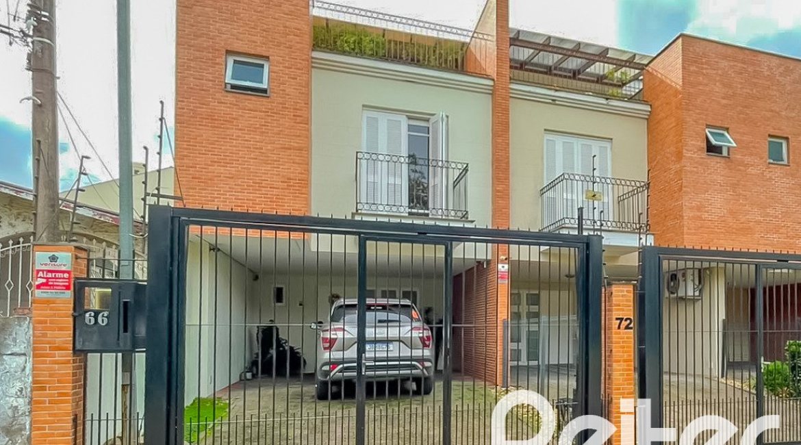 Casa à venda com 184m², 4 dormitórios, 1 suíte, 2 vagas, no bairro Ipanema em Porto Alegre