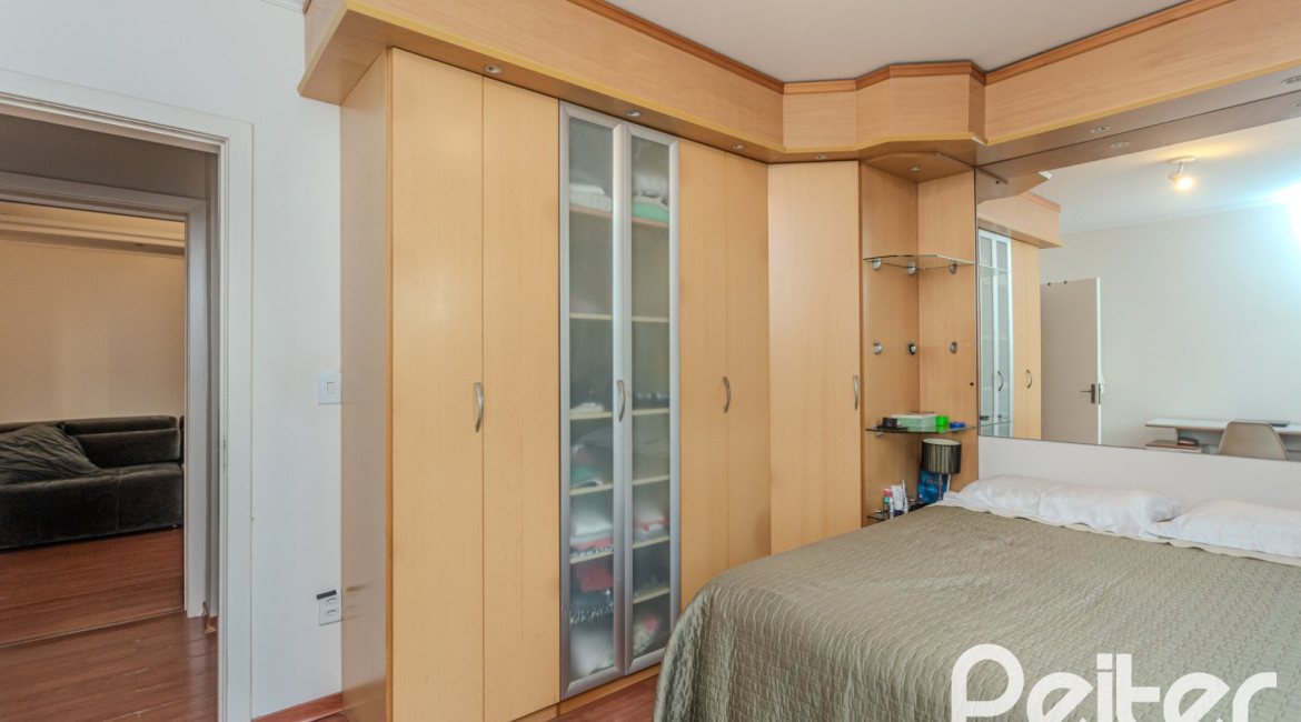 Apartamento à venda com 82m², 2 dormitórios, 1 vaga, no bairro Tristeza em PORTO ALEGRE