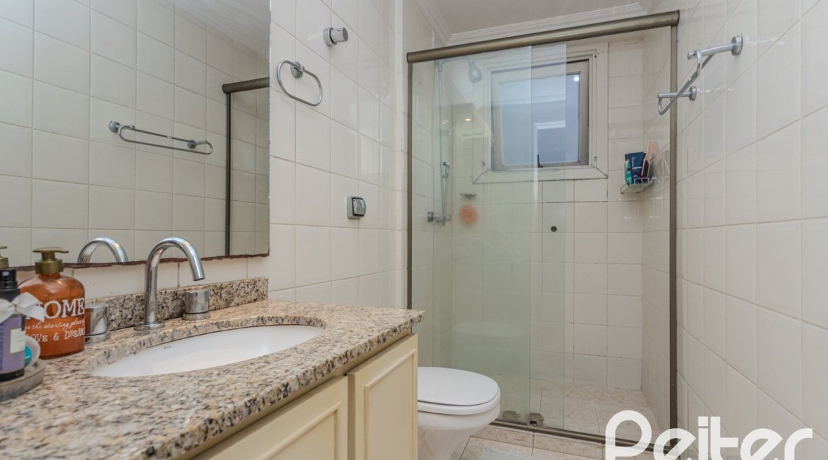 Apartamento à venda com 82m², 2 dormitórios, 1 vaga, no bairro Tristeza em PORTO ALEGRE