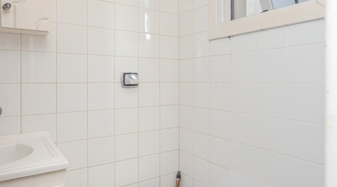 Apartamento à venda com 82m², 2 dormitórios, 1 vaga, no bairro Tristeza em PORTO ALEGRE
