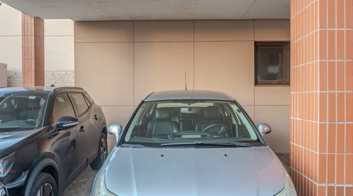 Apartamento à venda com 82m², 2 dormitórios, 1 vaga, no bairro Tristeza em PORTO ALEGRE