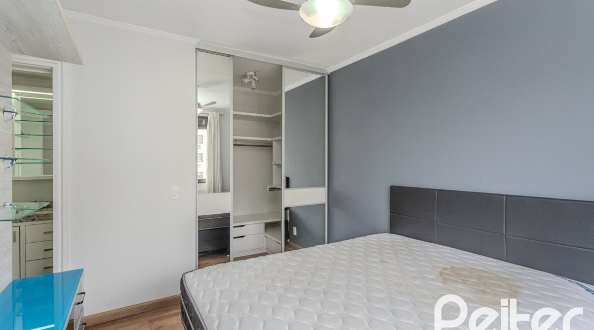 Apartamento à venda com 98m², 2 dormitórios, 1 suíte, 2 vagas, no bairro Tristeza em PORTO ALEGRE