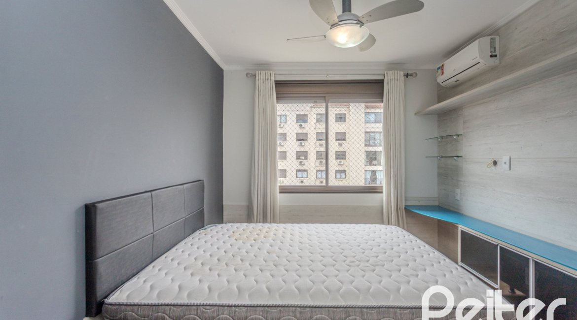 Apartamento à venda com 98m², 2 dormitórios, 1 suíte, 2 vagas, no bairro Tristeza em PORTO ALEGRE