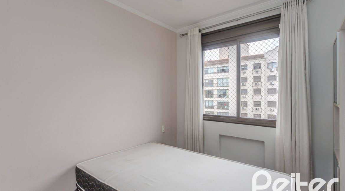 Apartamento à venda com 98m², 2 dormitórios, 1 suíte, 2 vagas, no bairro Tristeza em PORTO ALEGRE