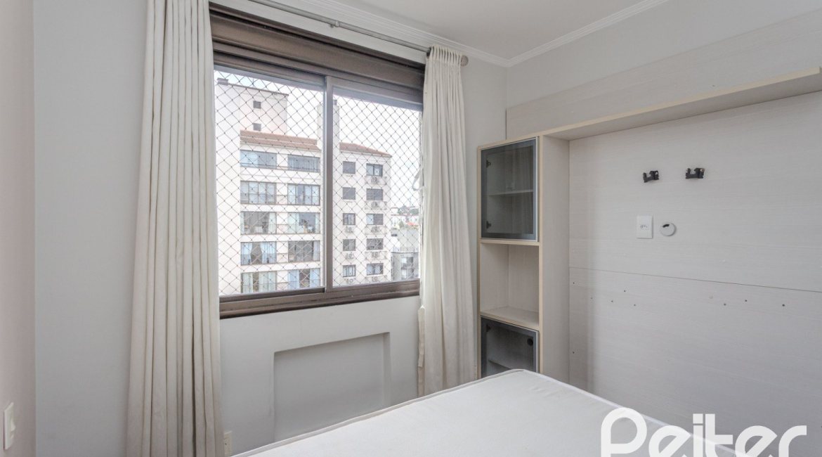 Apartamento à venda com 98m², 2 dormitórios, 1 suíte, 2 vagas, no bairro Tristeza em PORTO ALEGRE