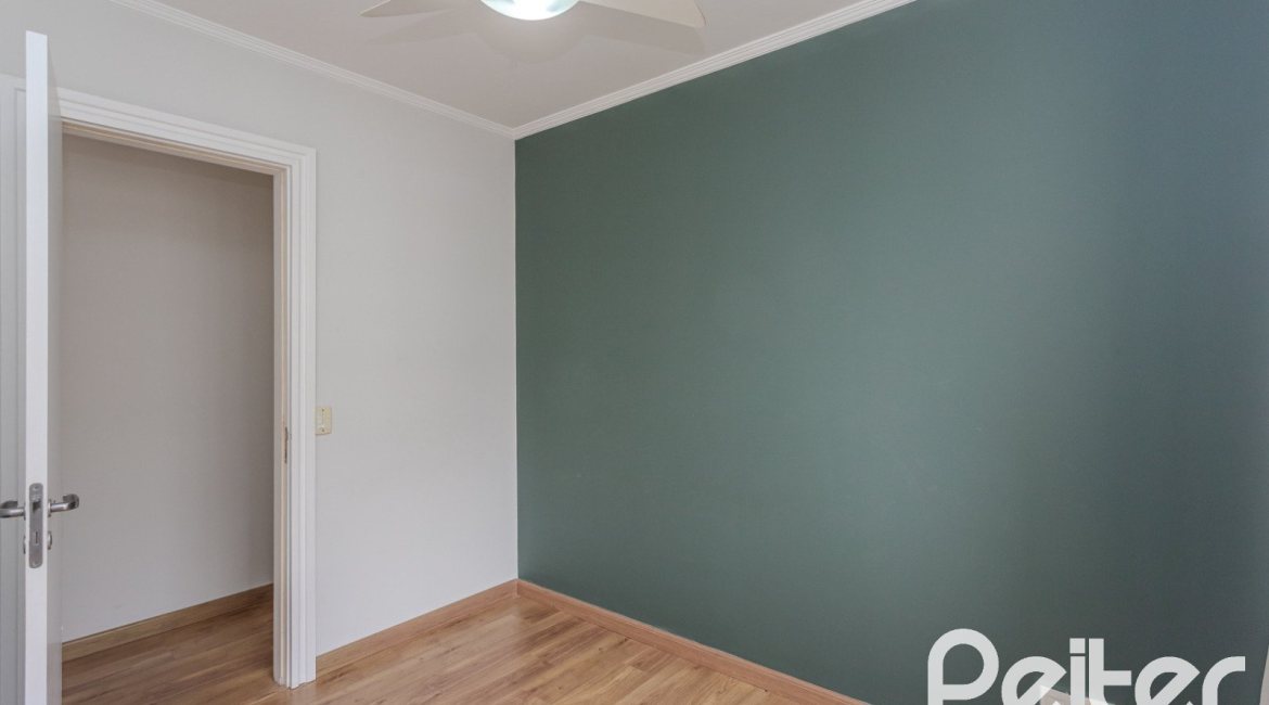 Apartamento à venda com 98m², 2 dormitórios, 1 suíte, 2 vagas, no bairro Tristeza em PORTO ALEGRE