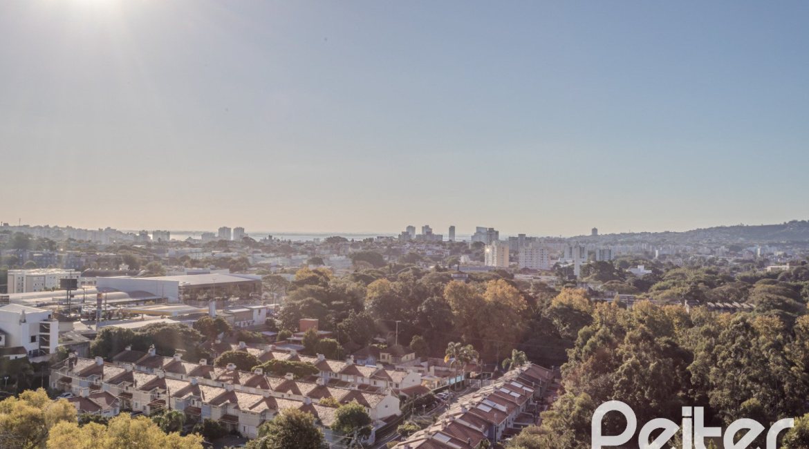 Apartamento à venda com 71m², 2 dormitórios, 1 suíte, 1 vaga, no bairro Cavalhada em PORTO ALEGRE