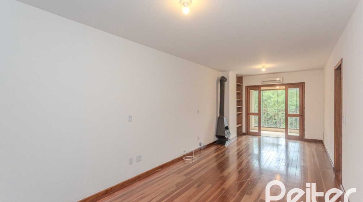 Apartamento à venda com 100m², 2 dormitórios, 1 suíte, 1 vaga, no bairro Tristeza em Porto Alegre