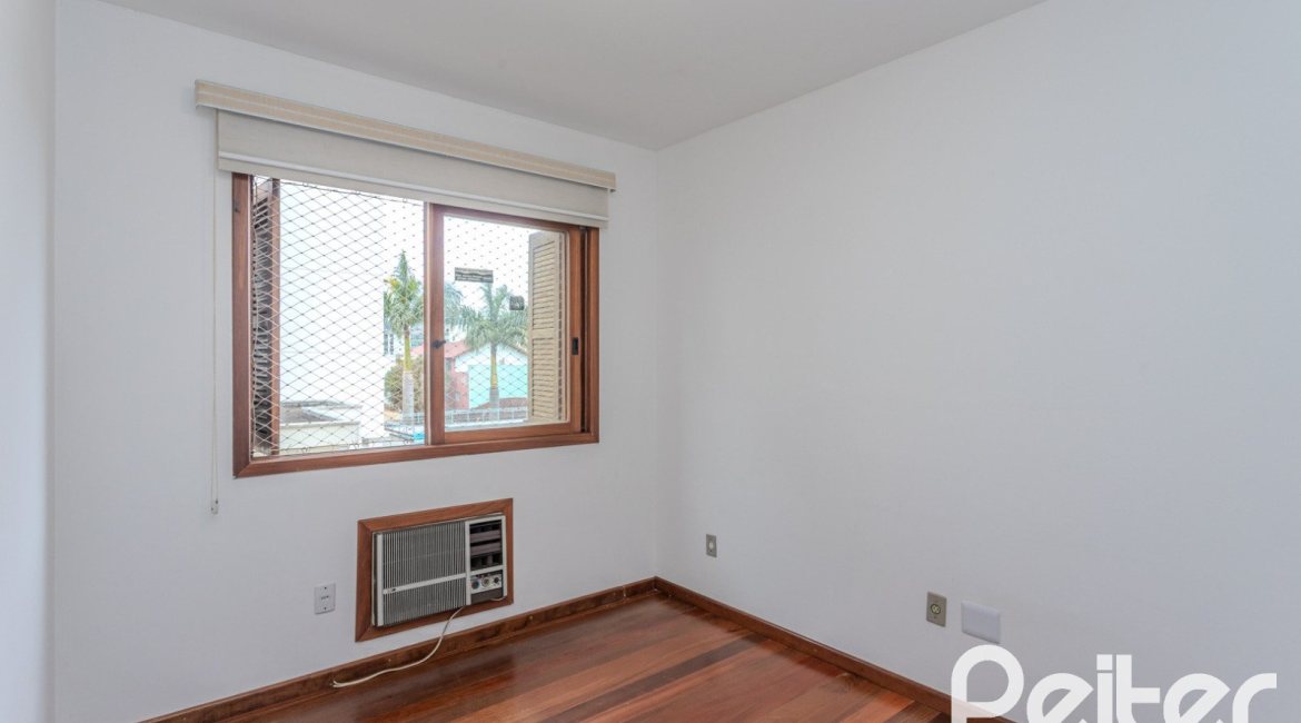 Apartamento à venda com 100m², 2 dormitórios, 1 suíte, 1 vaga, no bairro Tristeza em Porto Alegre