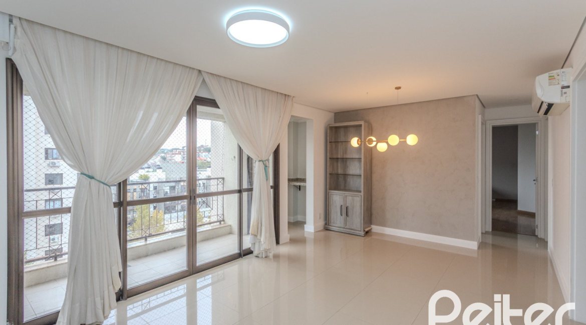 Apartamento à venda com 88m², 3 dormitórios, 1 suíte, 2 vagas, no bairro Tristeza em PORTO ALEGRE