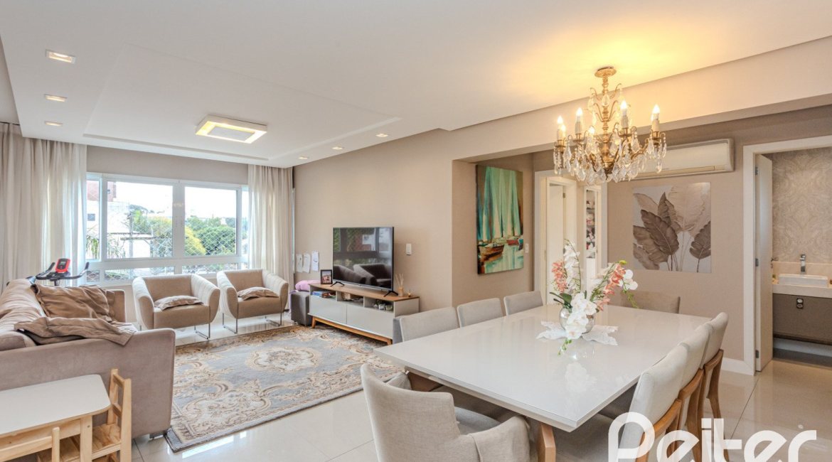 Apartamento à venda com 102m², 3 dormitórios, 1 suíte, 2 vagas, no bairro Tristeza em PORTO ALEGRE