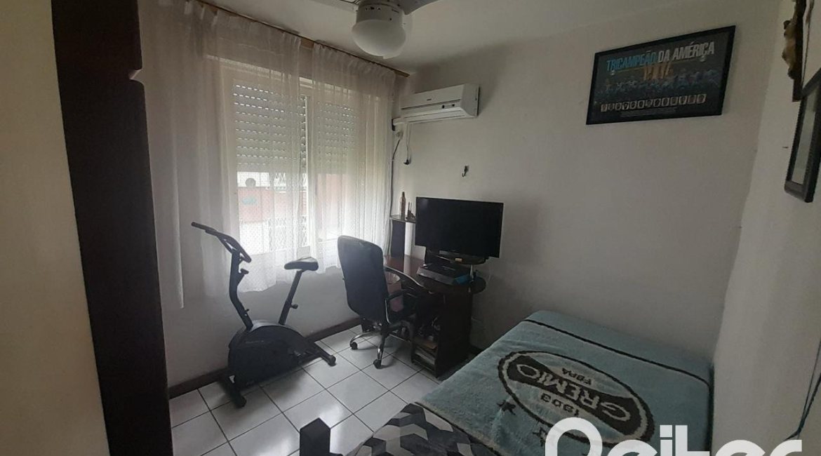 Apartamento à venda com 46m², 2 dormitórios, 1 vaga, no bairro Cavalhada em Porto Alegre