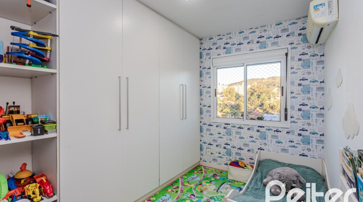 Apartamento à venda com 73m², 3 dormitórios, 1 suíte, 2 vagas, no bairro Tristeza em PORTO ALEGRE