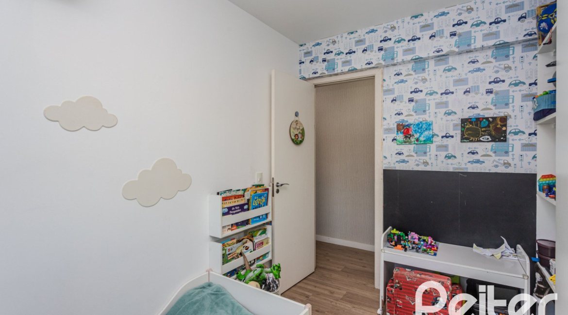 Apartamento à venda com 73m², 3 dormitórios, 1 suíte, 2 vagas, no bairro Tristeza em PORTO ALEGRE