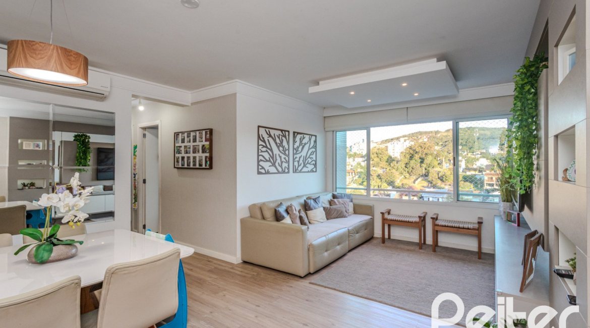 Apartamento à venda com 73m², 3 dormitórios, 1 suíte, 2 vagas, no bairro Tristeza em PORTO ALEGRE