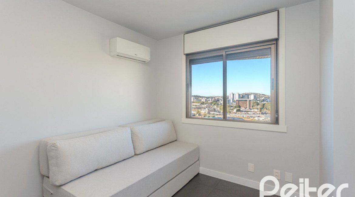 Apartamento à venda com 98m², 3 dormitórios, 1 suíte, 1 vaga, no bairro Cristal em PORTO ALEGRE