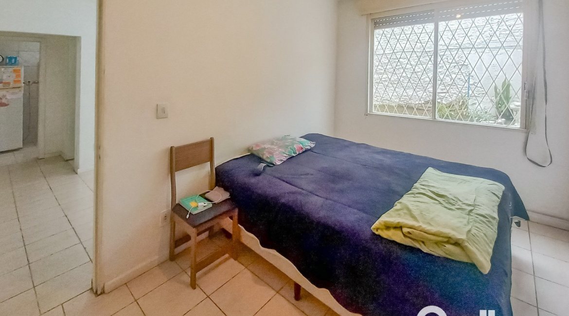 Apartamento à venda com 37m², 1 dormitório, 1 vaga, no bairro Cavalhada em Porto Alegre
