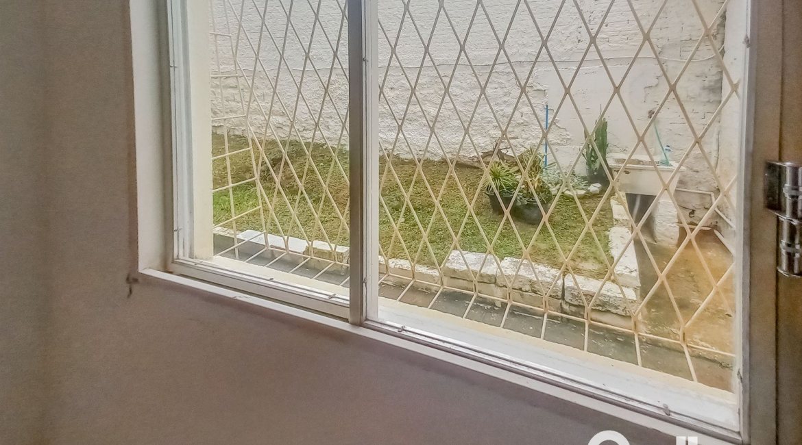 Apartamento à venda com 37m², 1 dormitório, 1 vaga, no bairro Cavalhada em Porto Alegre